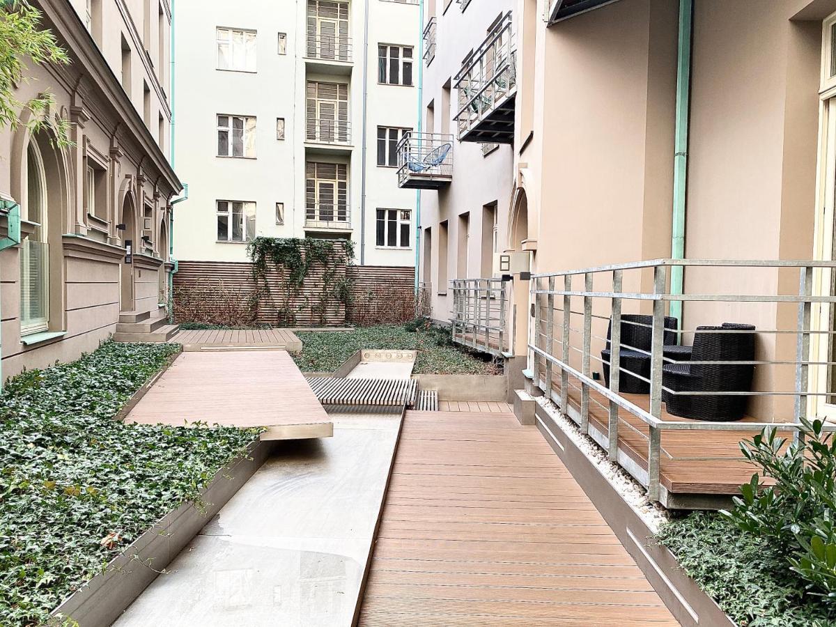 פראג Exclusive Apartment + Best Located מראה חיצוני תמונה