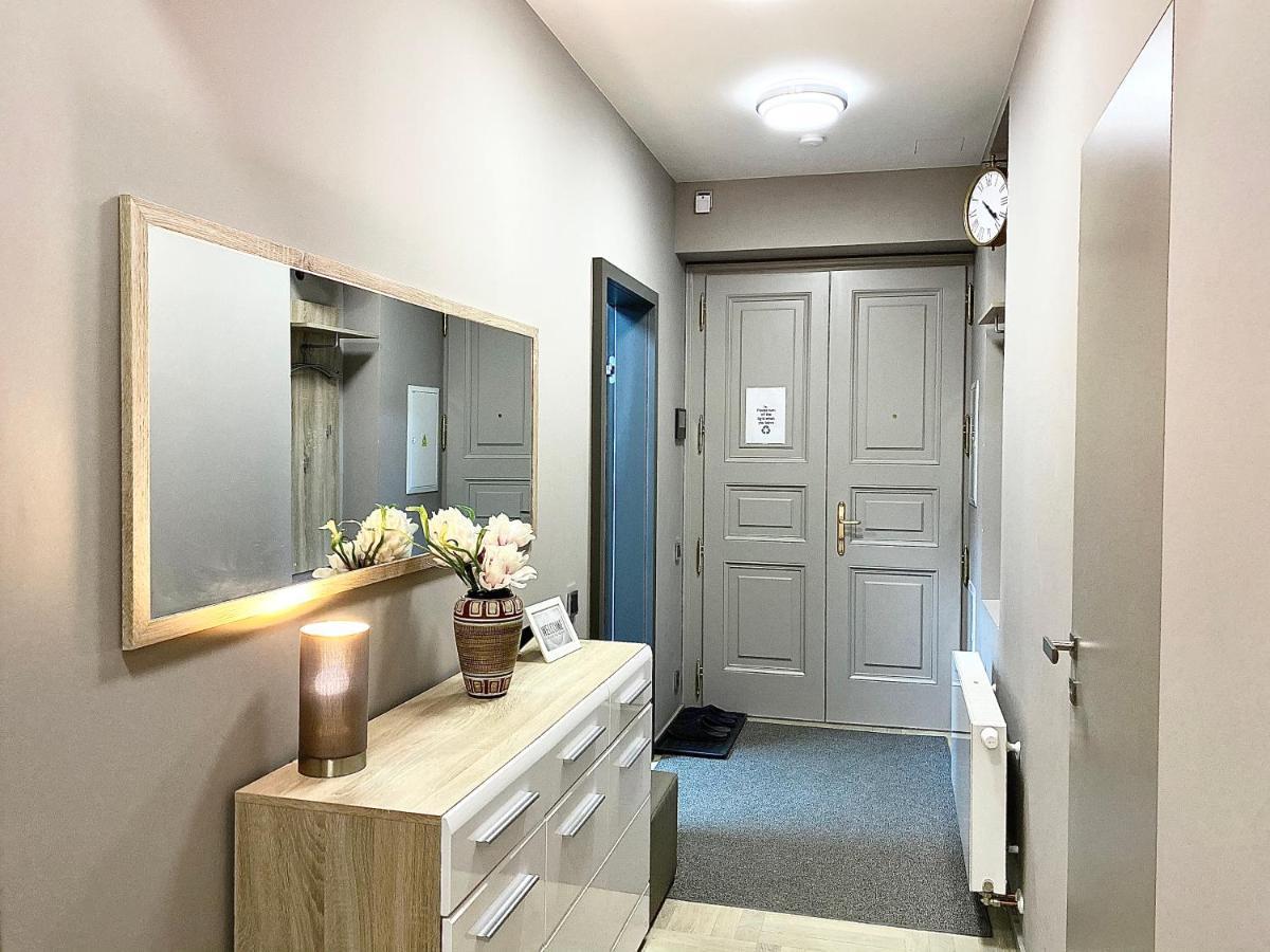 פראג Exclusive Apartment + Best Located מראה חיצוני תמונה